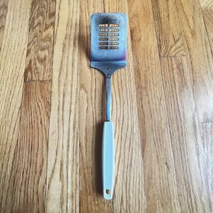 Vintage 1970's ECKO Chromium Plated Slotted Spatula Flipper White Handle MCM USA